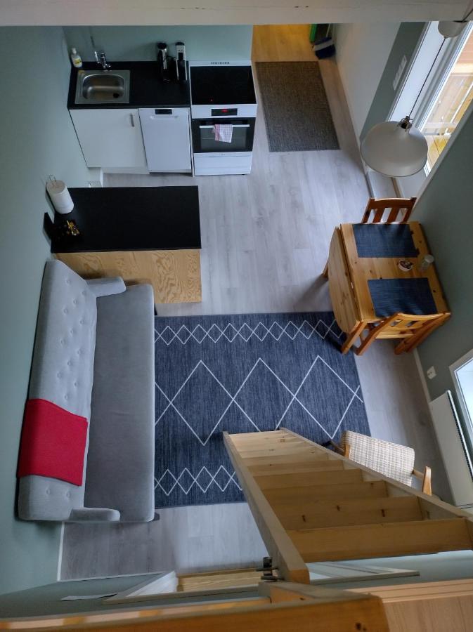 Gammelskola Apartments Henningsvaer Habitación foto